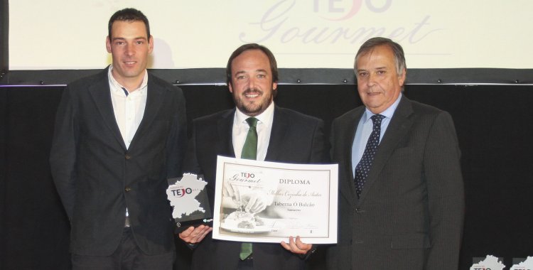 Vitor Neno: Santarem, 05/03/2016 - Realizou-se nos claustros do Cnema a Gala Vinhos do Tejo 2016( Vitor Neno / Neno Photo ) 